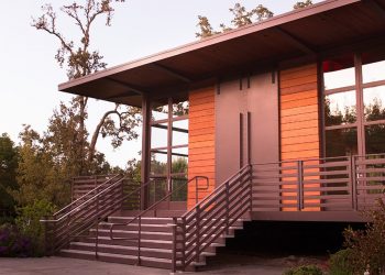 Richard’s Grove & Saralee’s Vineyard